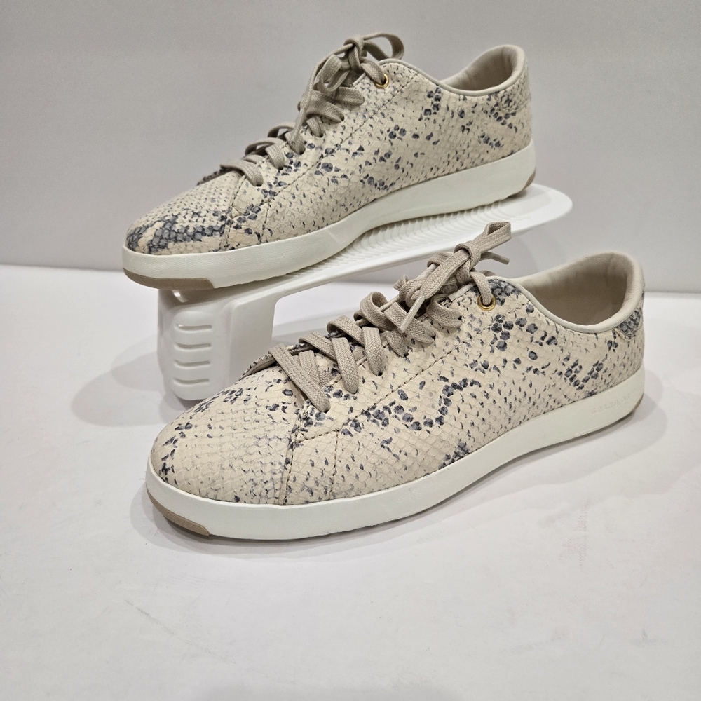 COLE HAAN Grandpro  Shoes W14594 Ivory Gray Leather Sneakers Women’s Size 6.5 B